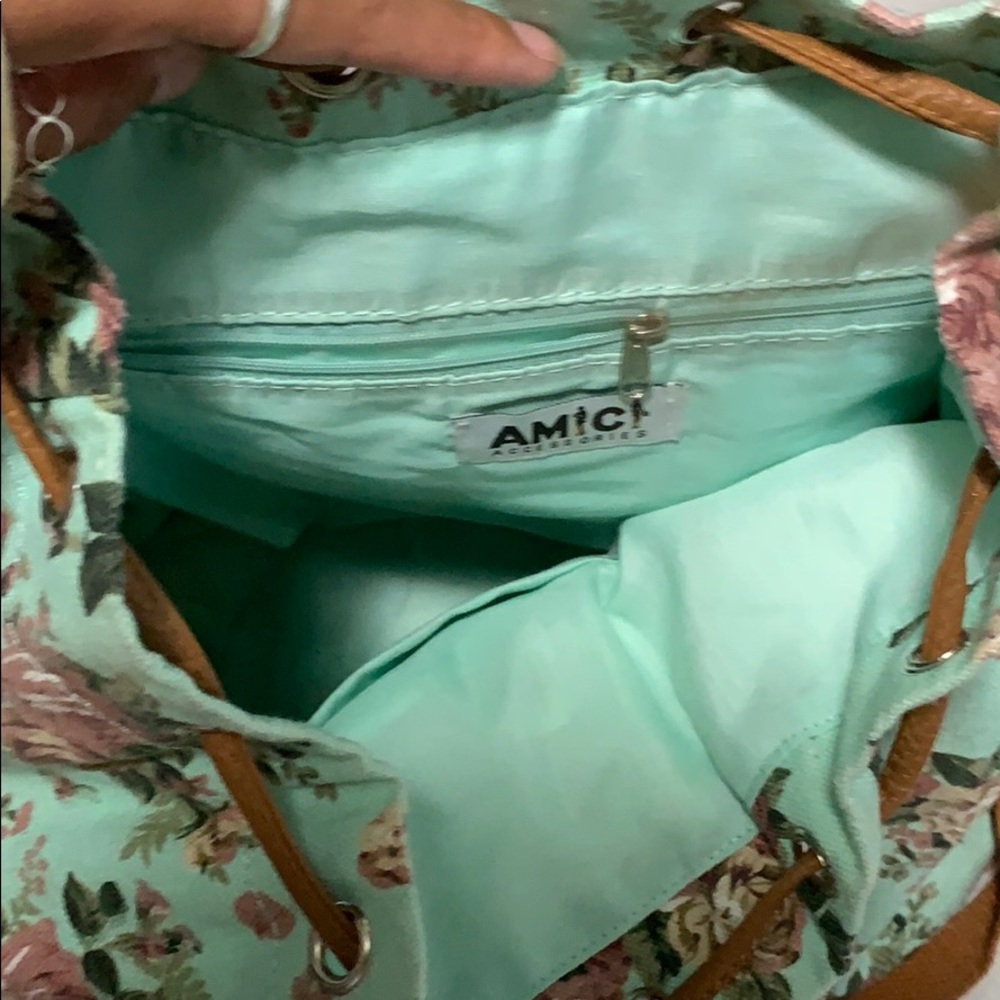 Floral backpack - Picture 5 of 7
